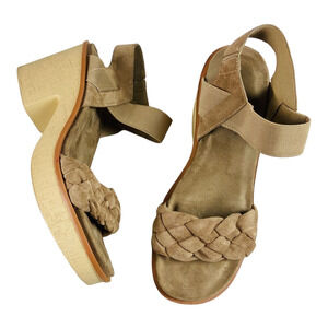 Pierre Dumas Wedge Sandals Womens Size 9 Taupe Faux Suede Slip On Ankle Straps